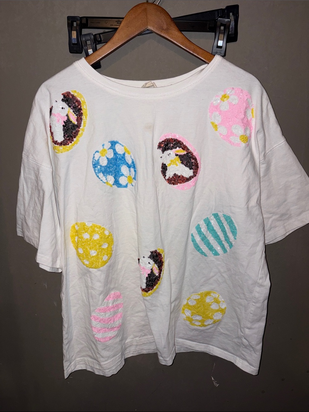 Peach Love California White Kids Tee with Pastel Egg Appliqués